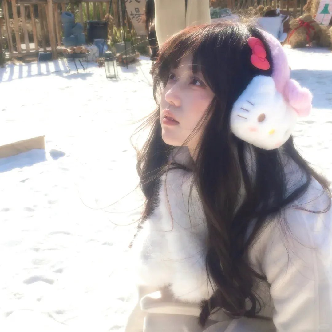 雪中的奇羊